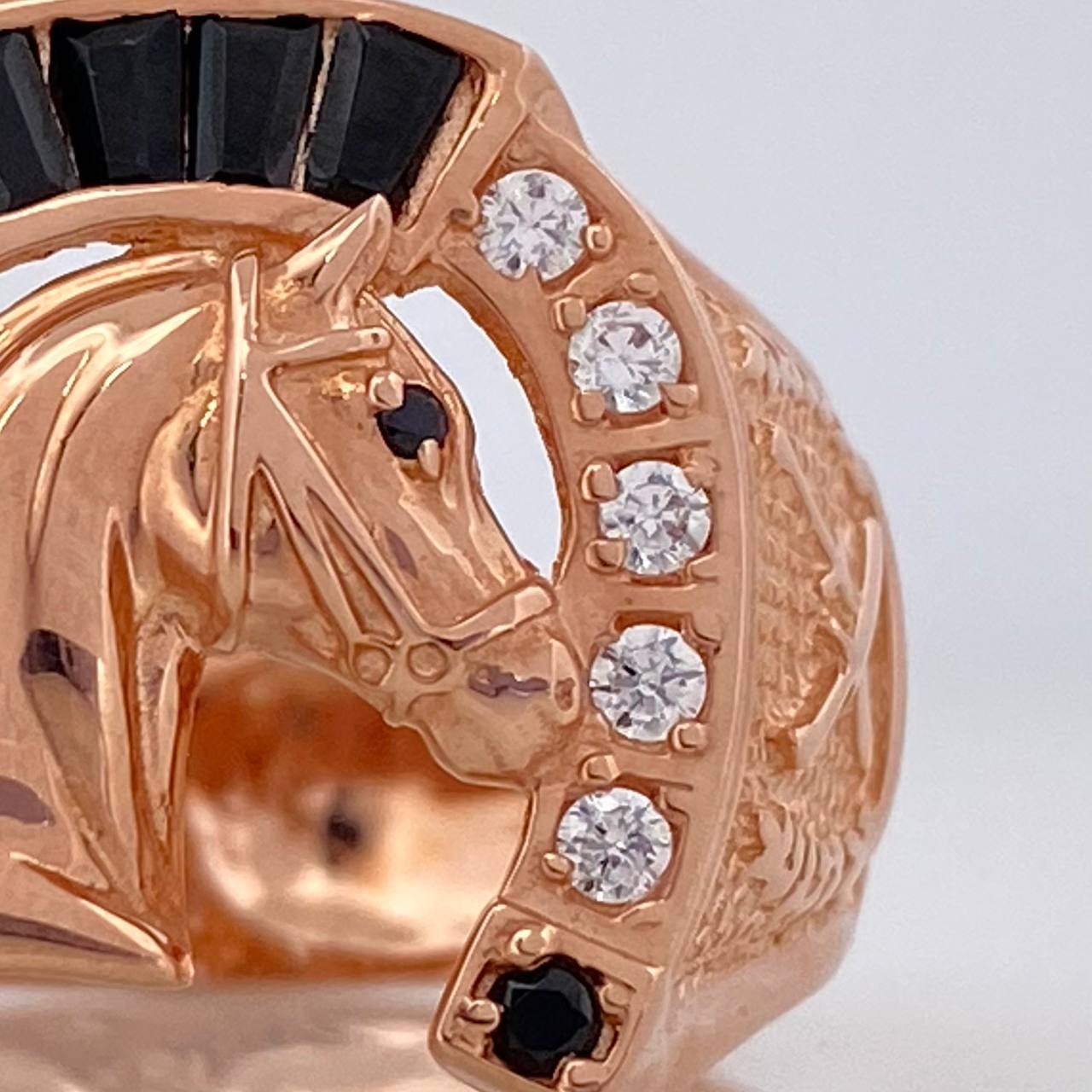 Anillo Herradura Caballo 7.05 g / T11 Oro Rosa 18K