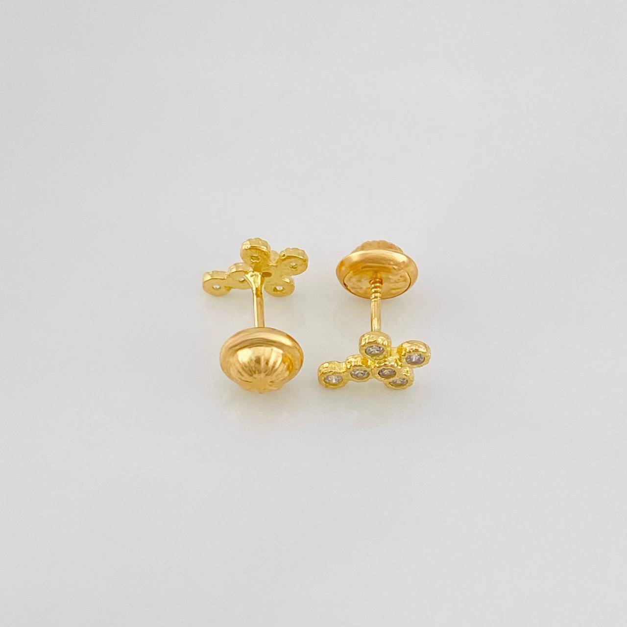 Topos Cruz 0.95g / 5.77mm Oro Amarillo 18K