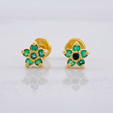 Topos Flor Cinco Petalos Esmeraldas 17pts 1.3g / 6.6mm Oro Amarillo 18K