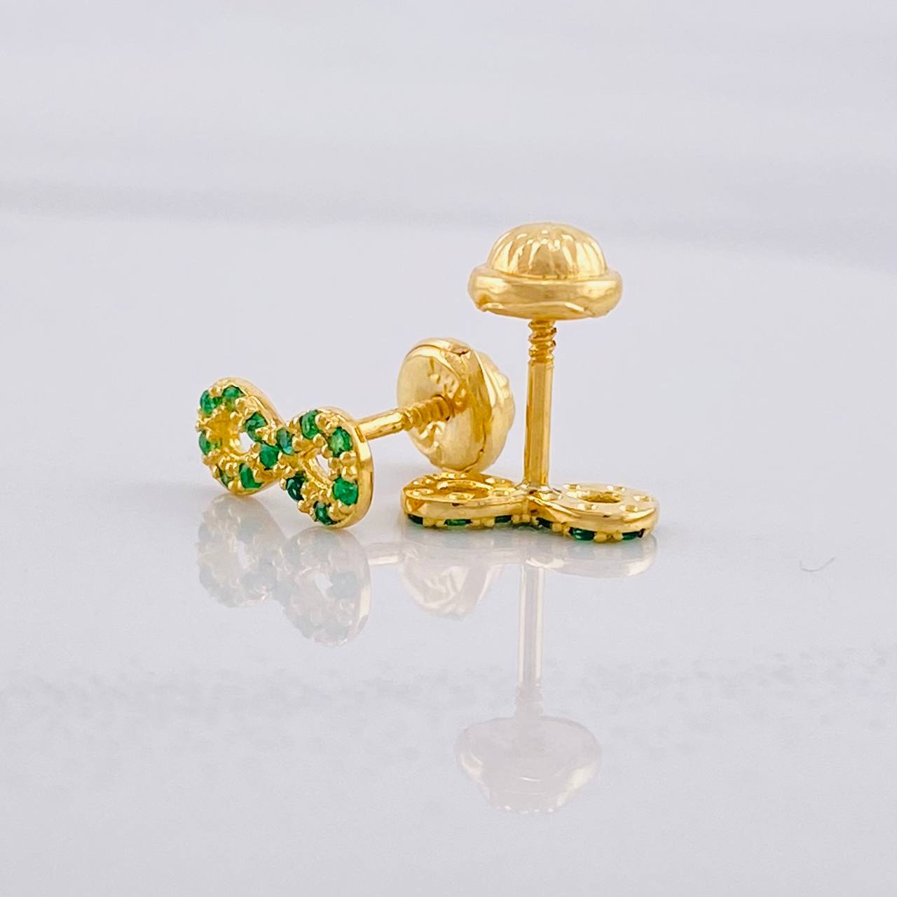 Topos Infinito Esmeraldas 14pts 1.2g / 4.4mm Oro Amarillo 18K