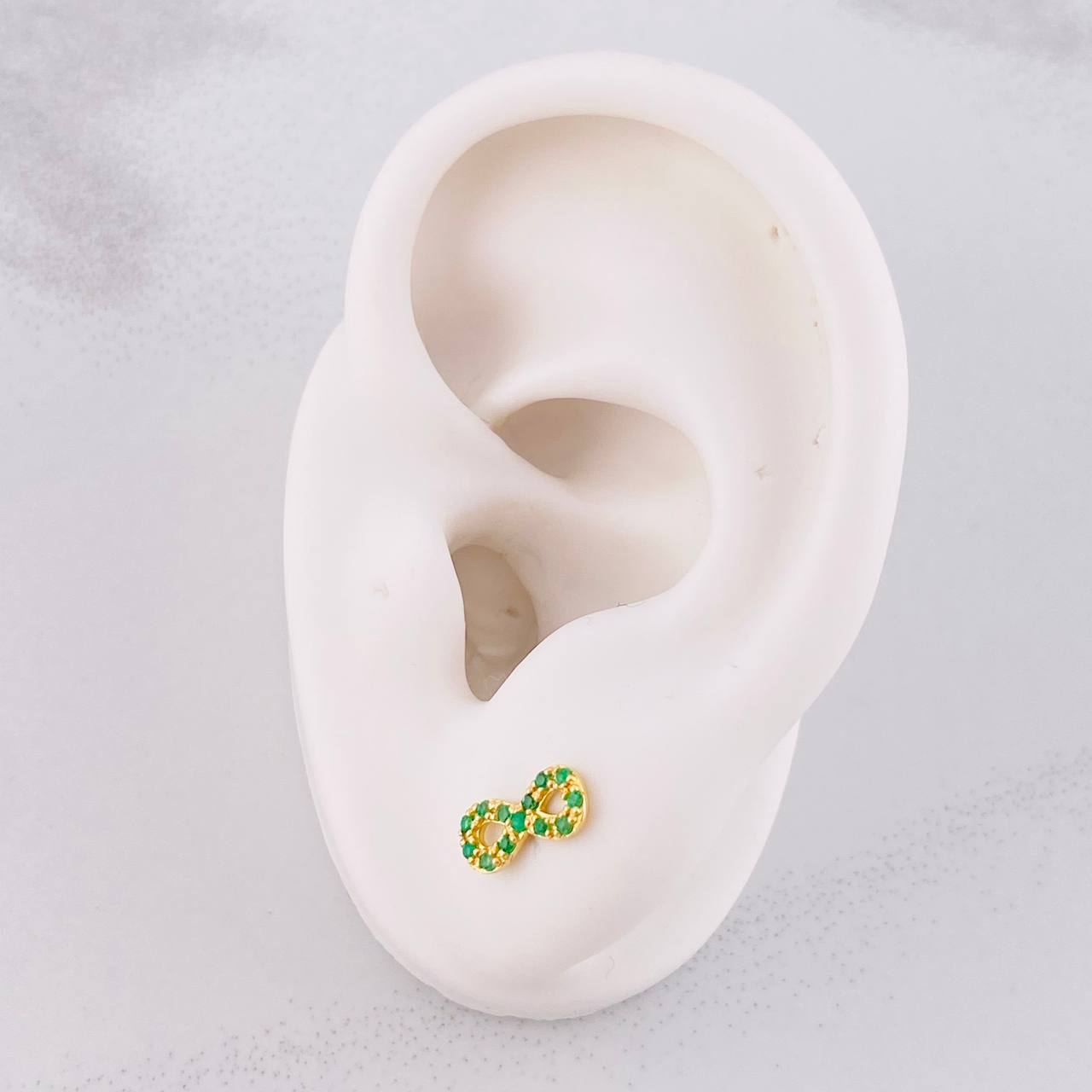Topos Infinito Esmeraldas 14pts 1.2g / 4.4mm Oro Amarillo 18K