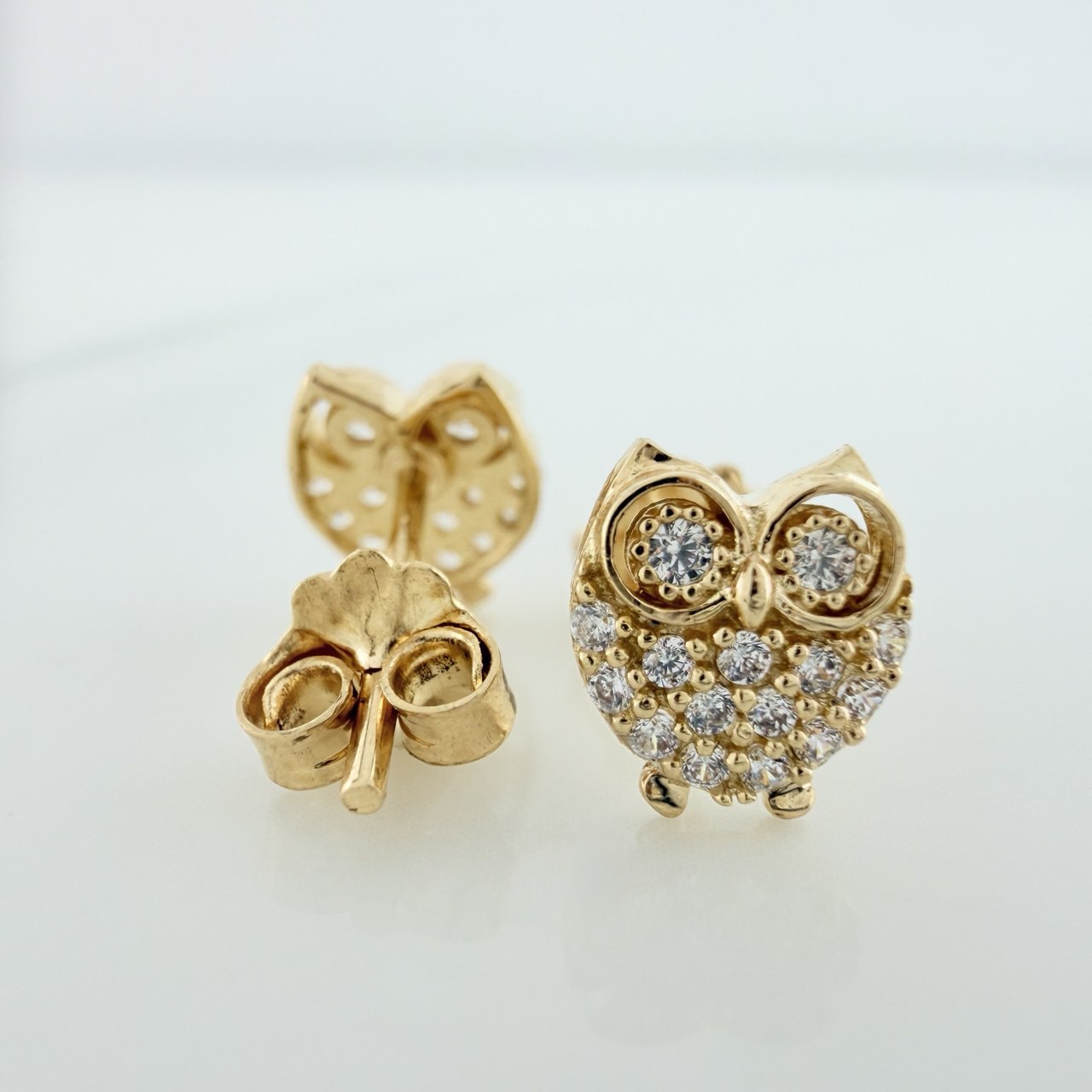 Topos Buho 1.45gr / 7.6mm Oro Amarillo 18K %