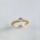 Anillo Solitario Tupido 2.15gr / T7 / Circones Blancos Oro Amarillo ©