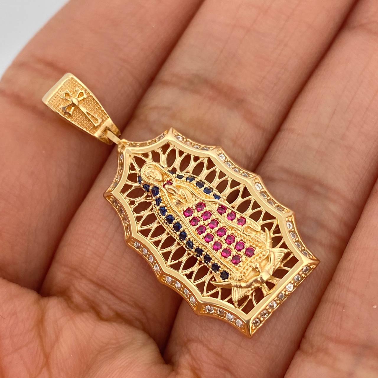 Dije Virgen Guadalupe 4.4gr / 3.7cm / Oro Amarillo 18K %