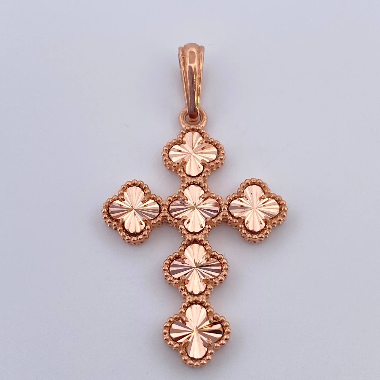 Dije Cruz Trebol 4.55gr / 4.1cm / Oro Rosa Nac.Esp. 18K %
