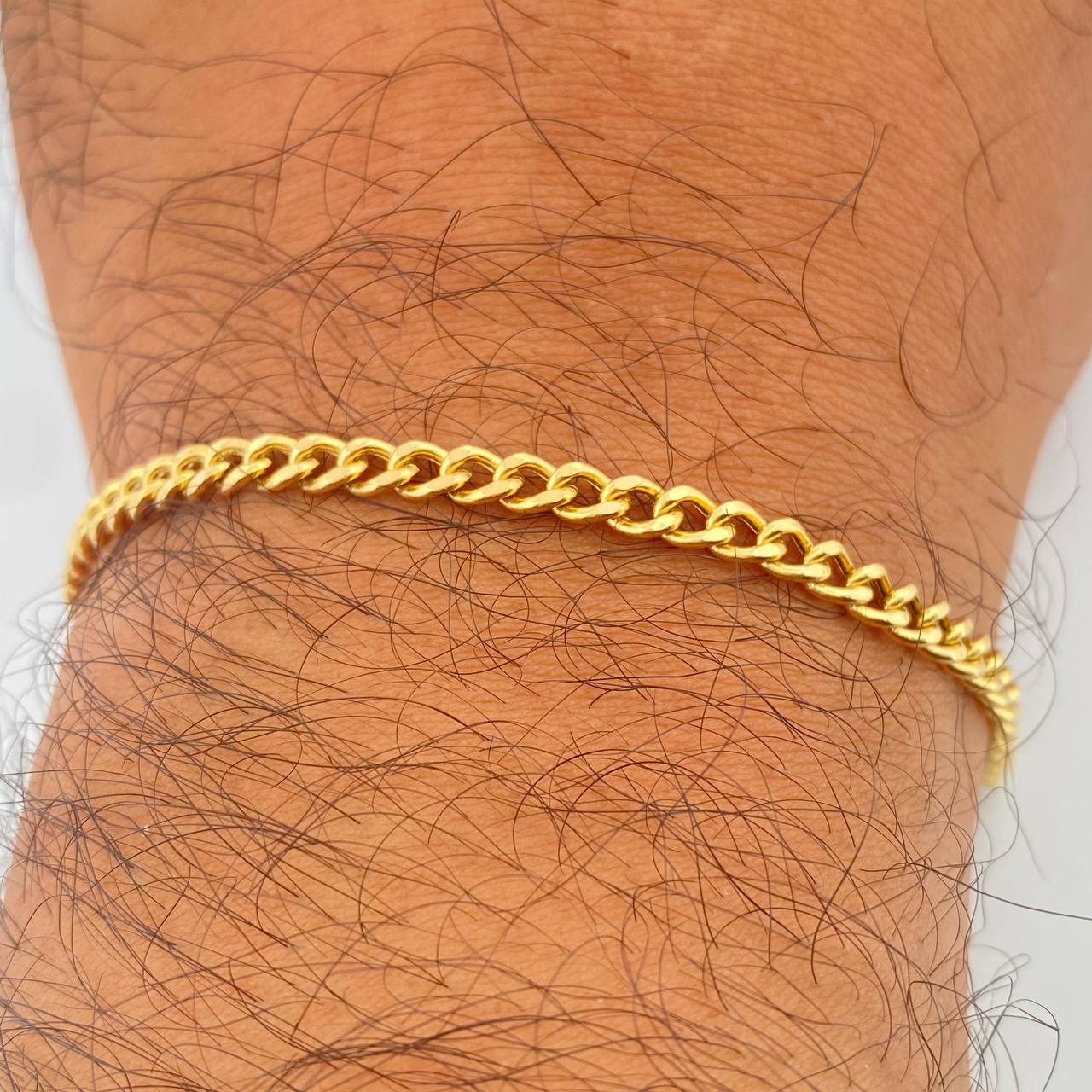 Pulso Cubano 3.85gr / 19.4cm / 3mm Oro Amarillo +1 18K $