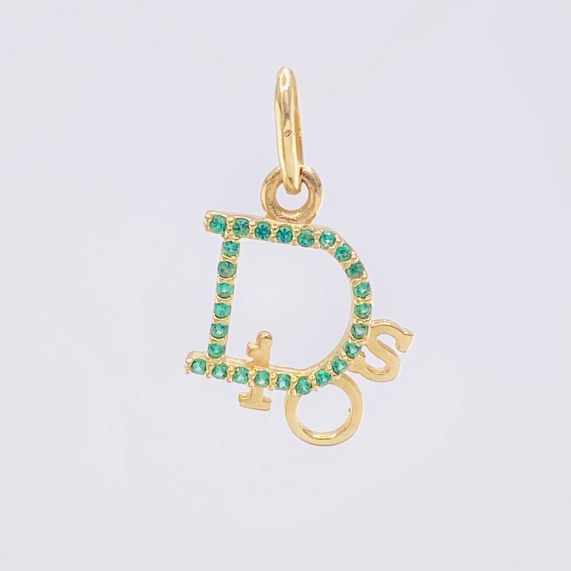 Dije Dios 1.1gr / 2cm / Oro Amarillo 18K *