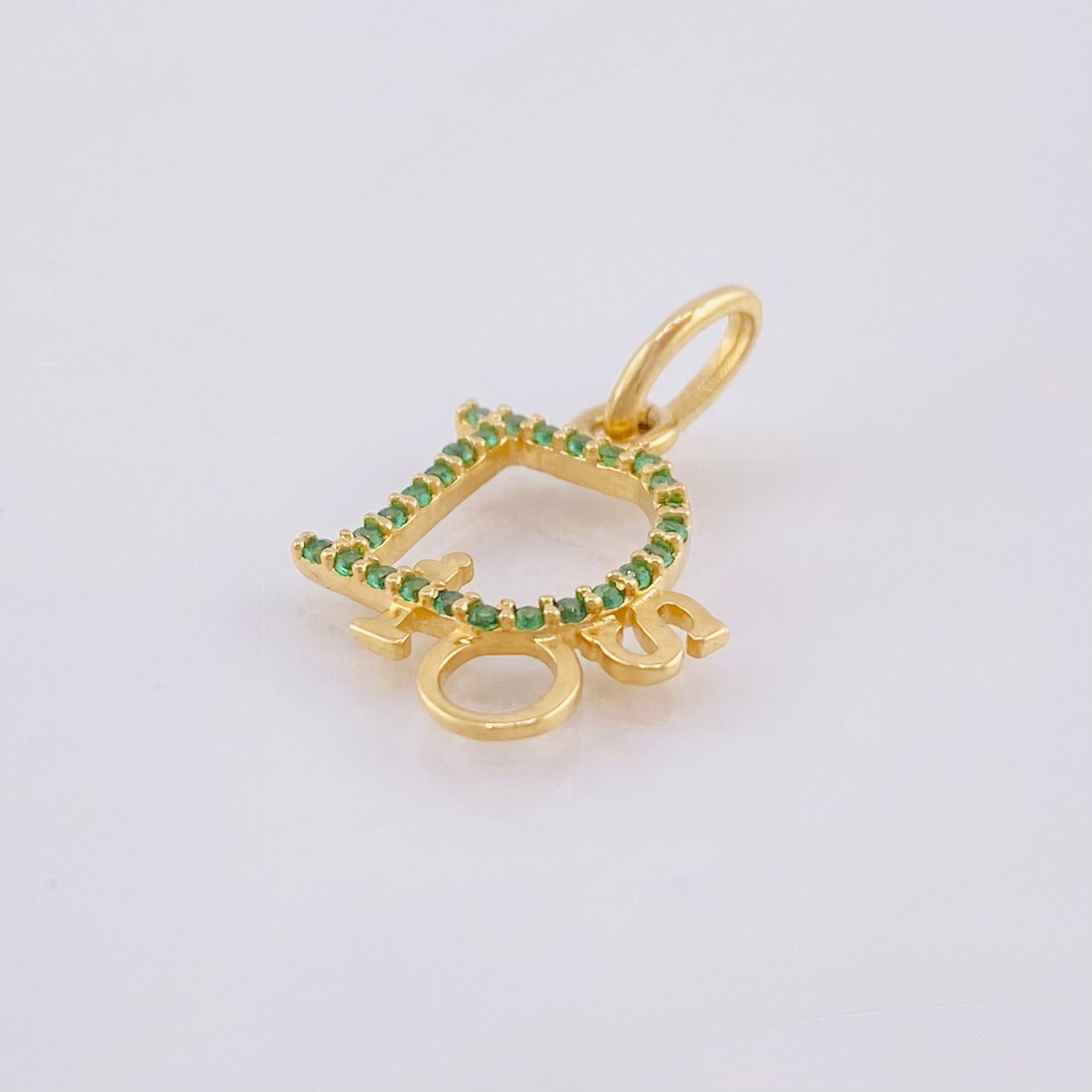 Dije Dios 1.1gr / 2cm / Oro Amarillo 18K *