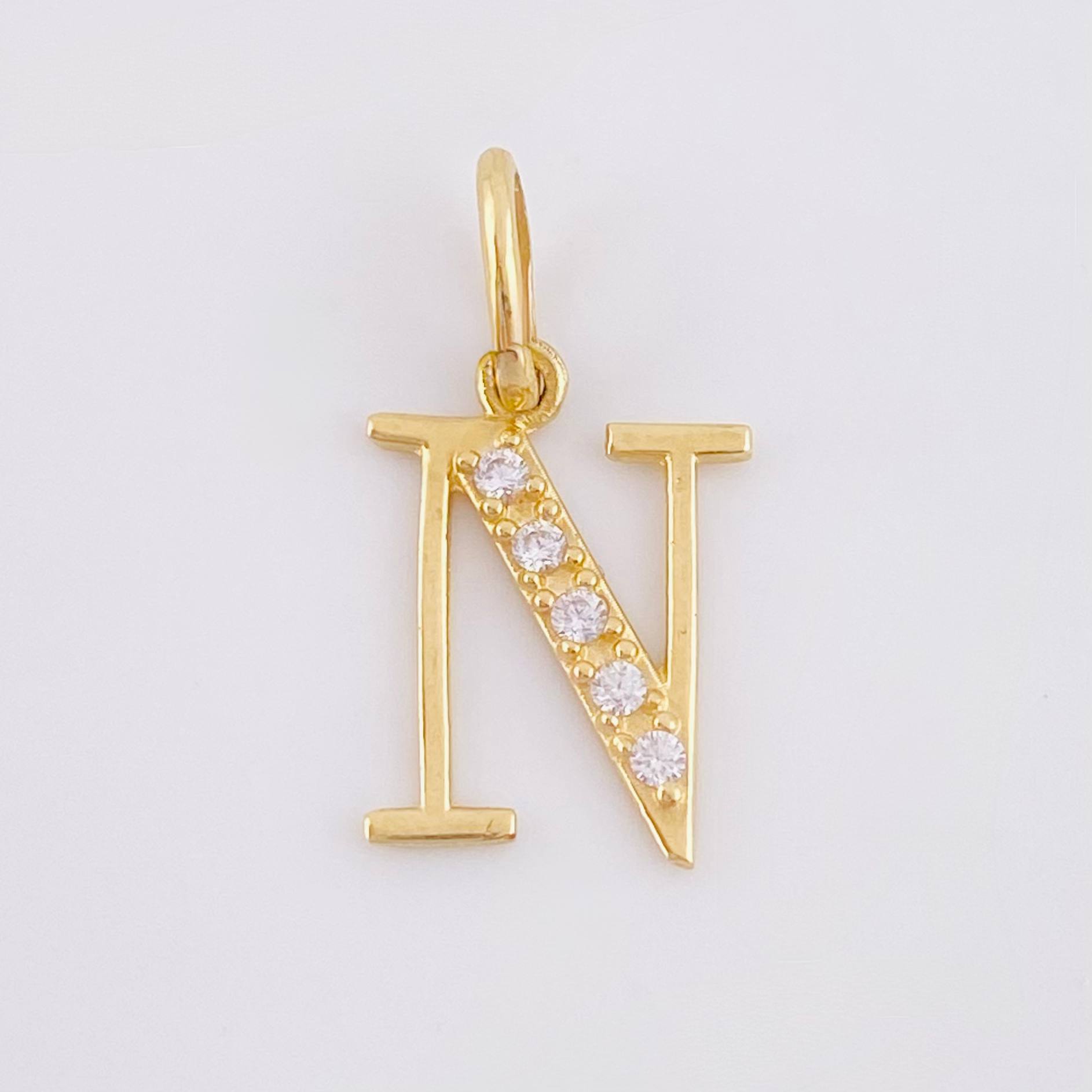 Dije Letra N 0.8gr / 2cm / Oro Amarillo 18K