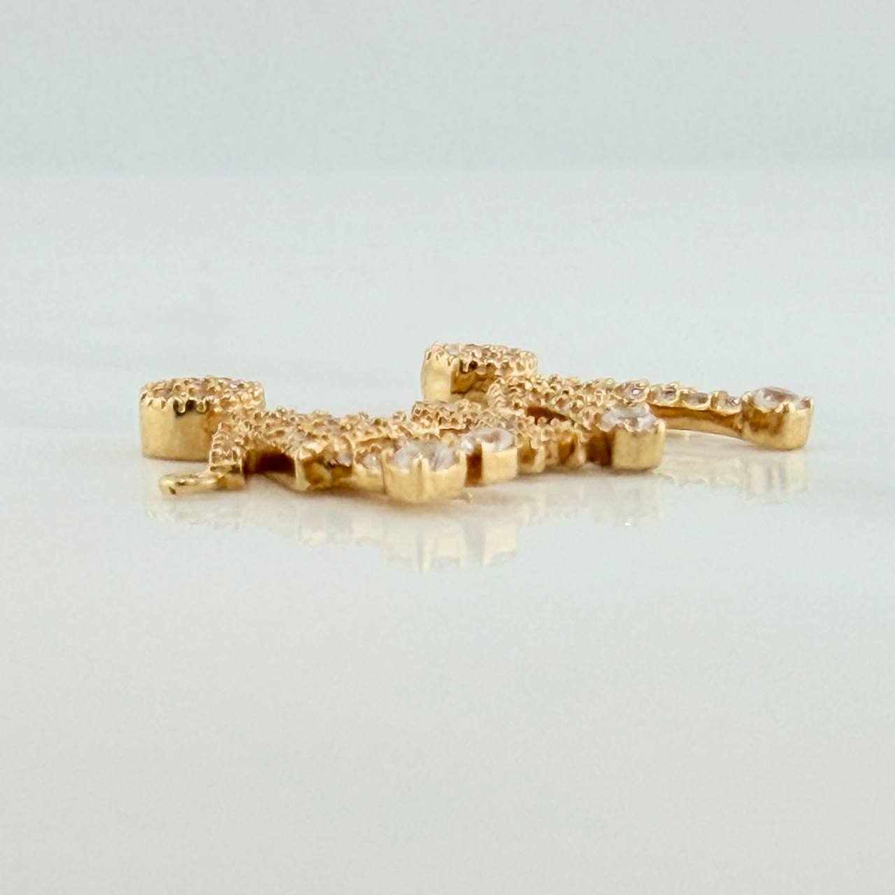 Herraje Familia De Tres 1.6gr / 2.2cm / Oro Amarillo 18K %