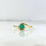 Anillo Solitario Destello Abrazado 2gr / T6 3/4 / Esmeraldas 33 Puntos - Diamante Blanco 1 Punto Oro Amarillo (Joya)