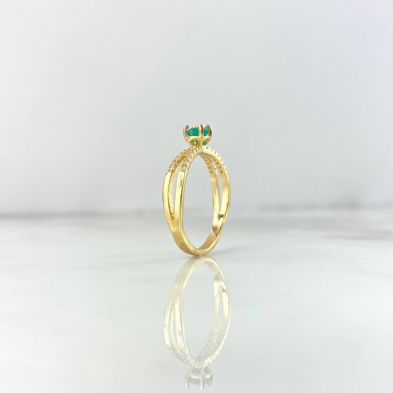 Anillo Solitario Lineas Paralelo 2.5gr / T7 / Esmeralda 31pts Circones Blancos Oro Amarillo (Joya) ©