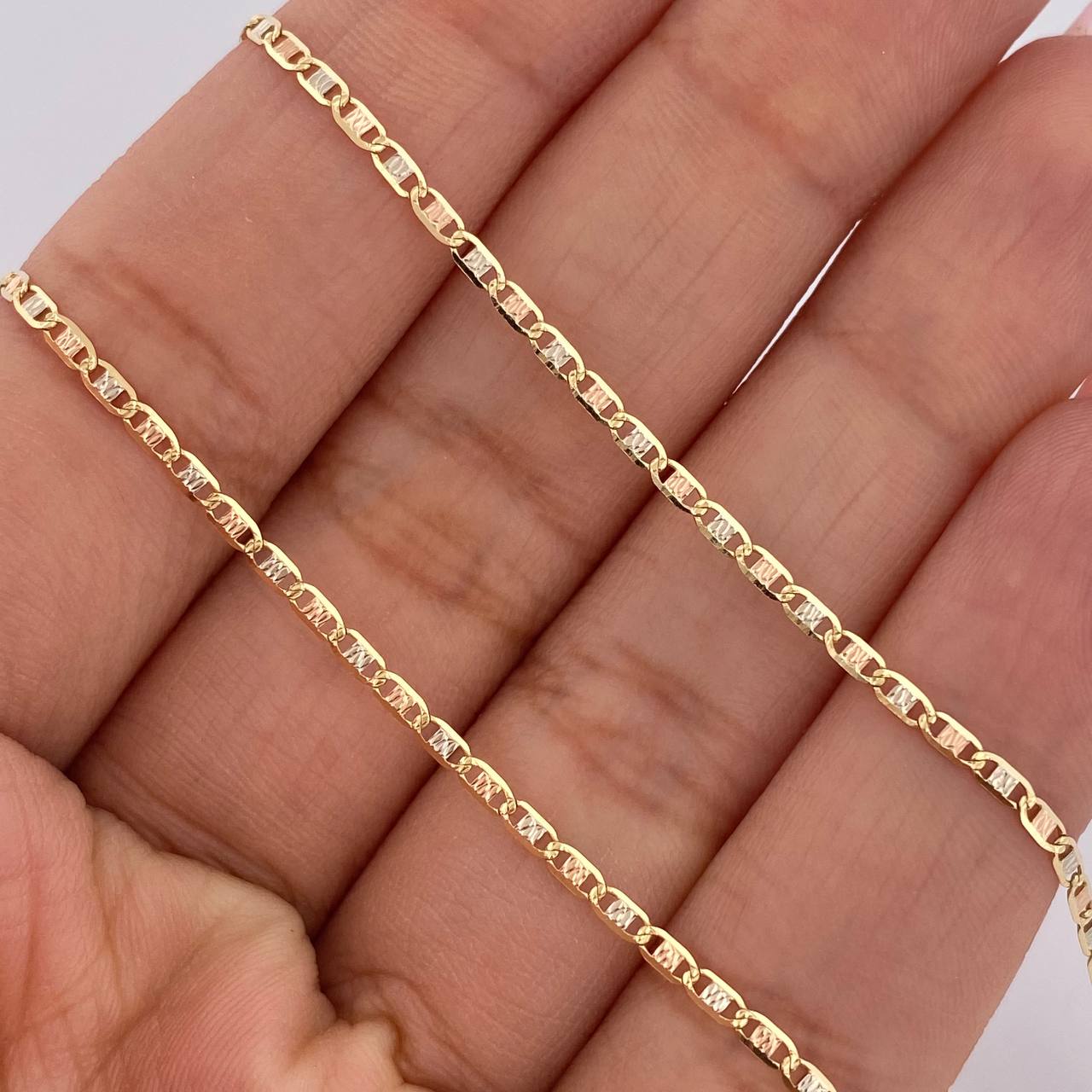Cadena Escalera Plana 2.75gr / 50.3cm / 1.65mm Tres Oros +3 18K $
