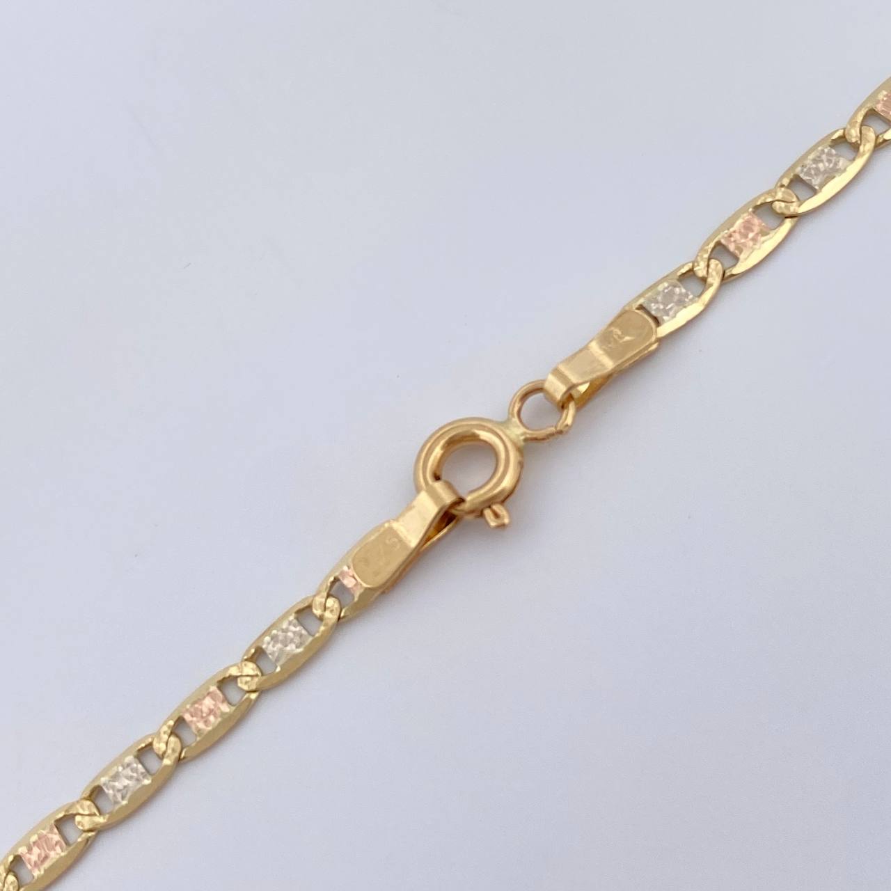 Cadena Escalera Plana 6.05gr / 50.5cm / 2.5mm Tres Oros +3 18K $