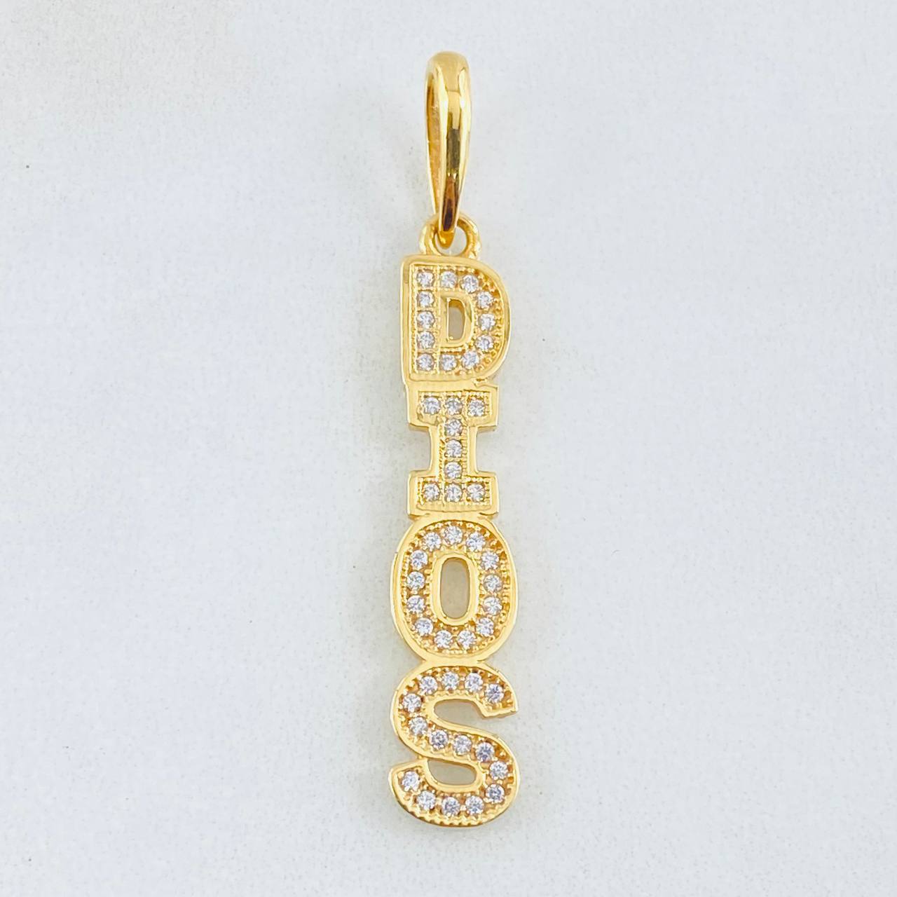 Dije Dios 2.75gr / 4cm / Oro Amarillo 18K