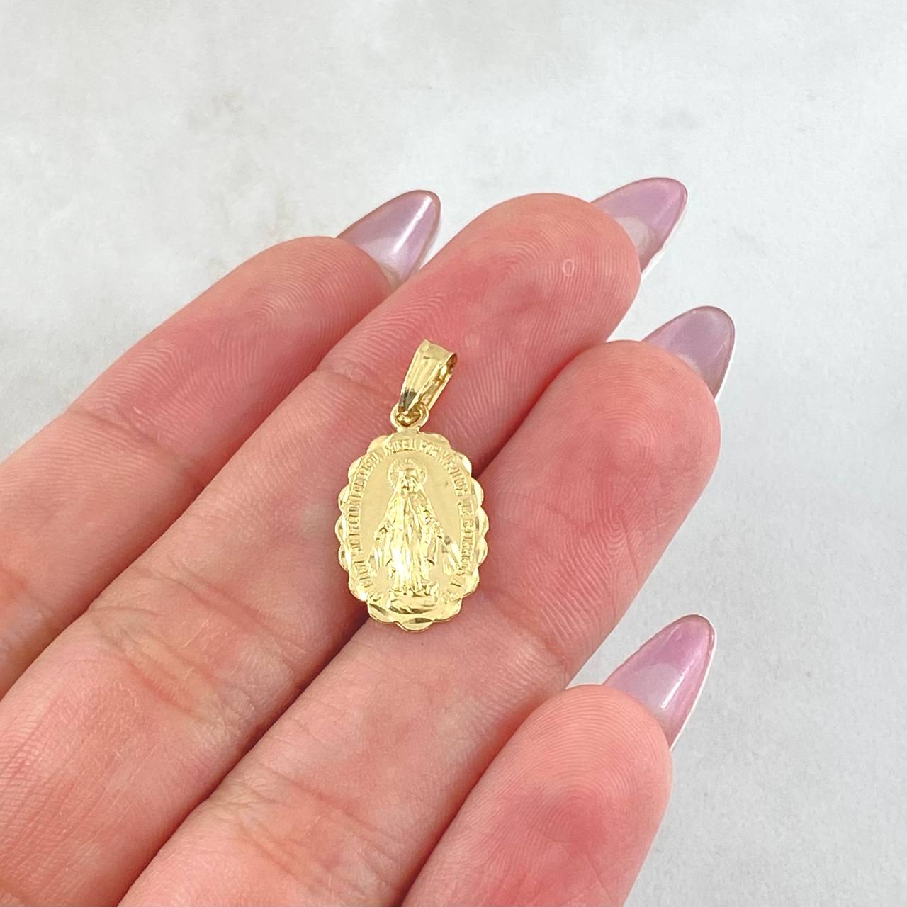 Dije Borde Milagrosa 0.85gr / 2.2cm / Oro Amarillo 18K