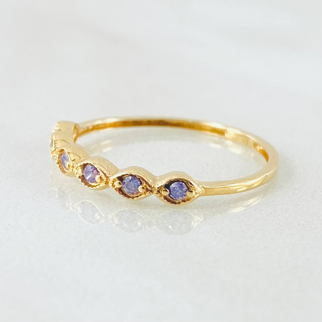 Anillo Linea de Ojos 1gr / T6 / Oro Amarillo 18K ©