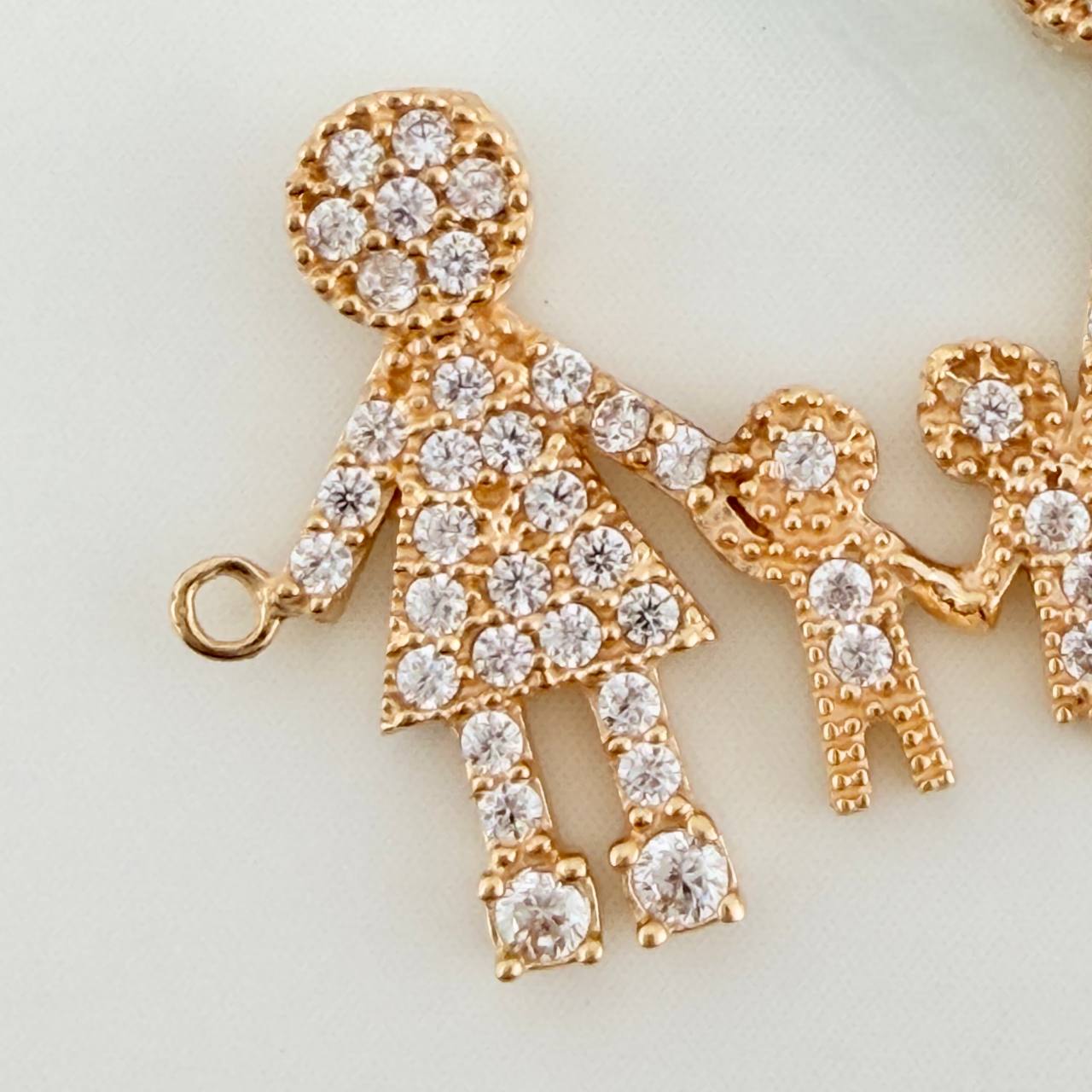 Herraje Familia De Cuatro 2gr / 2.5cm / Oro Amarillo 18K %