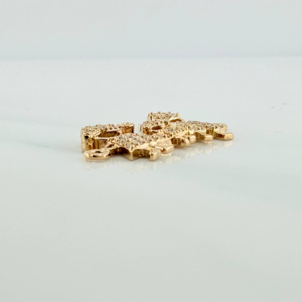 Herraje Familia Silueta 1.6gr / 2.2cm / Oro Amarillo 18K %