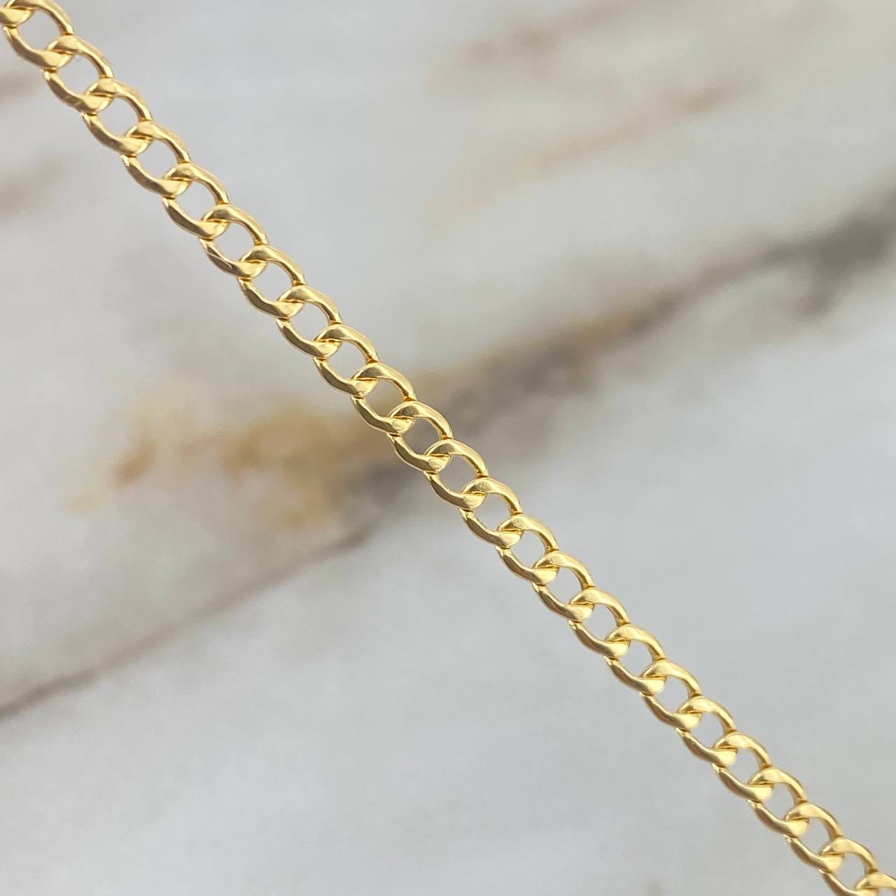 Tobillera Cubana 1.3gr / 24cm / 2.5mm Oro Amarillo +1 *