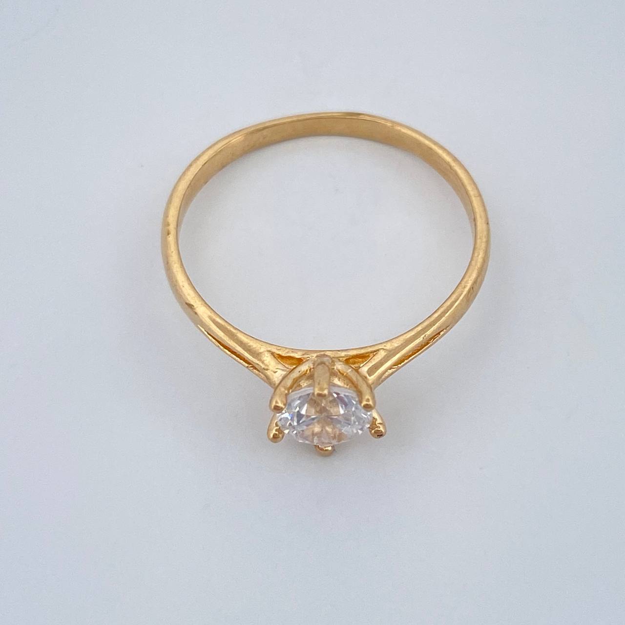 Anillo Solitario 1.6gr / T6 / Oro Amarillo 18K %
