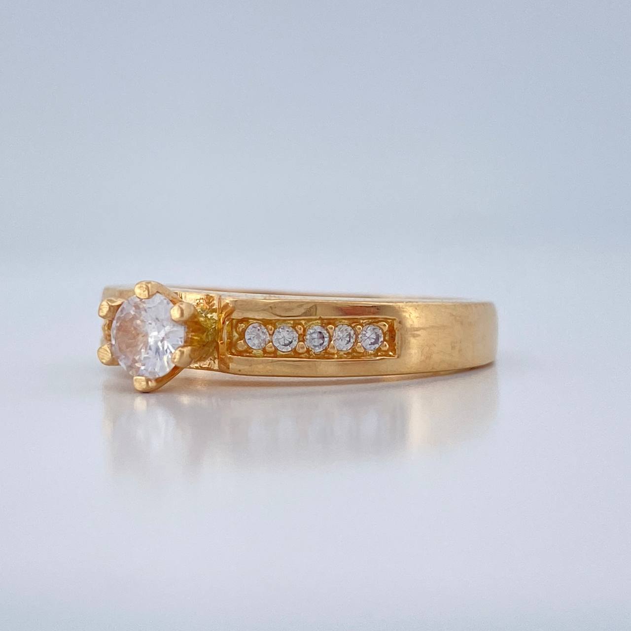 Anillo Churumbela Solitario 3.45gr / T6 1/2 / Oro Amarillo 18K %