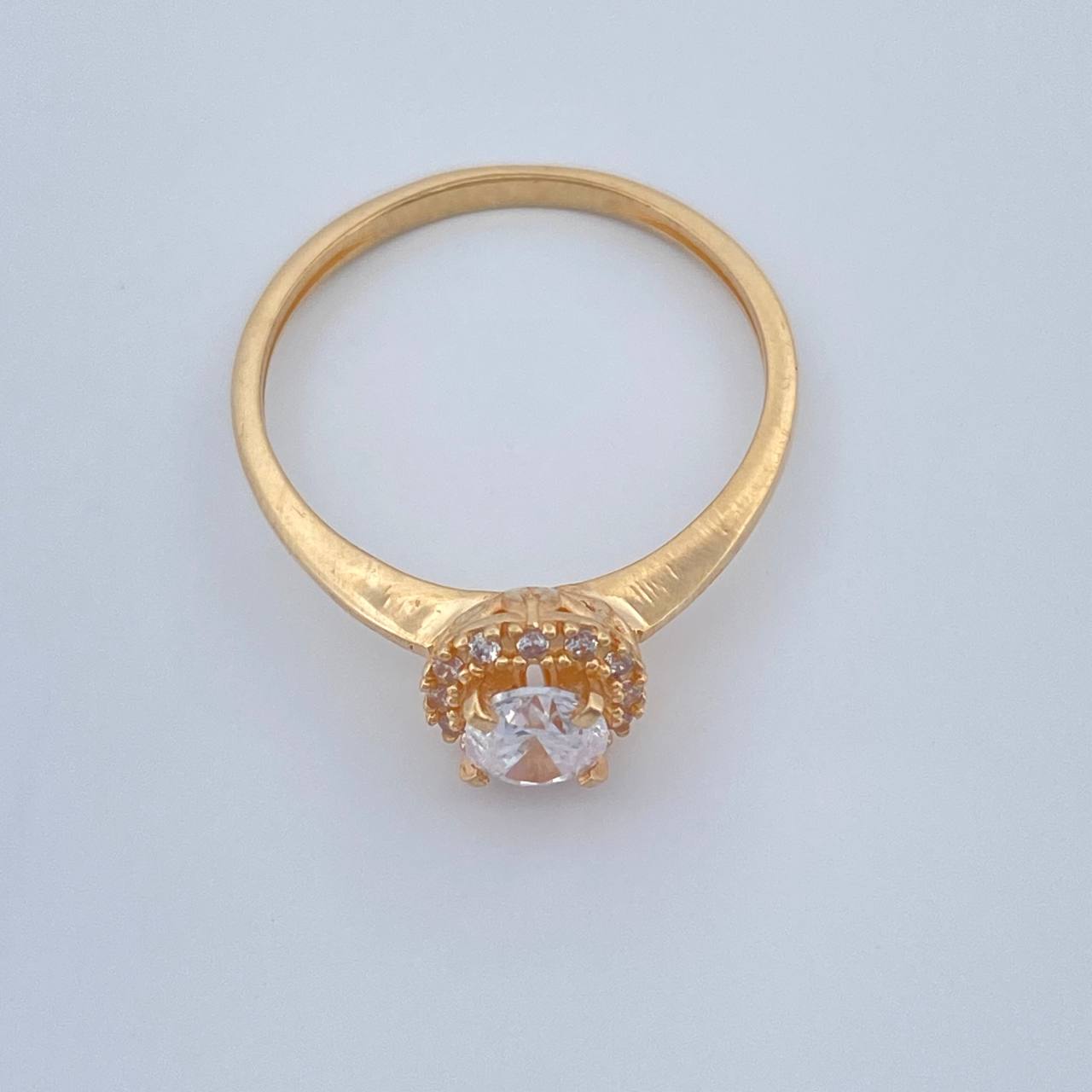 Anillo Solitario Halo 2.1gr / T7 / Oro Amarillo 18K %