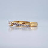 Anillo Solitario Linea Invertida 2.3gr / T5 3/4 / Dos Oros Amarillo Blanco 18K %