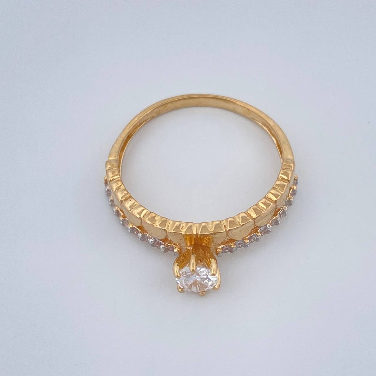 Anillo Churumbela Corazones 2.3gr / T6 1/2 / Dos Oros Amarillo Blanco 18K %