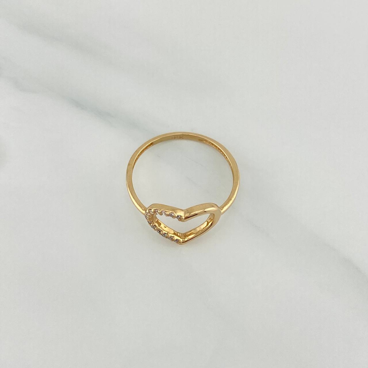 Anillo Silueta Corazon 1.5 g / T7 1/4 Oro Amarillo 18K