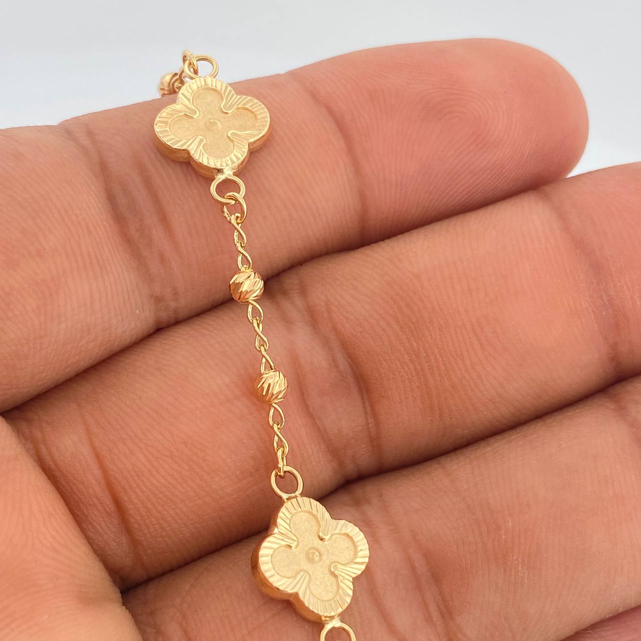 Pulso Trebol Militar 3.95gr / 19cm / 3mm Oro Amarillo 18K %