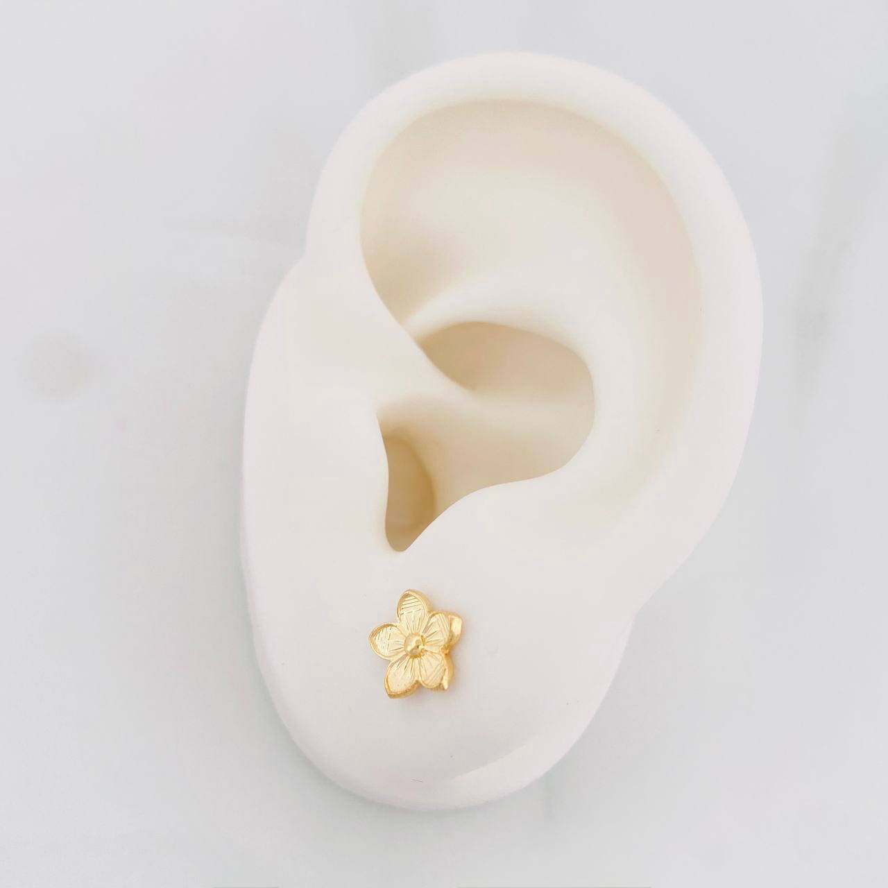 Topos Flores 1.25g / 706mm Oro Amarillo 18K