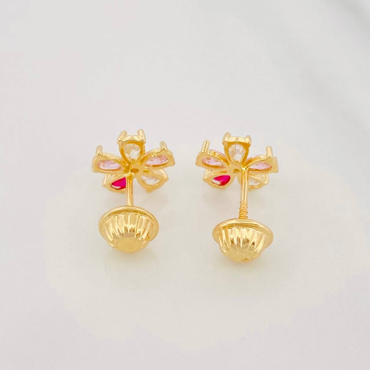 Topos Flor 1g / 7.9mm Oro Amarillo 18K