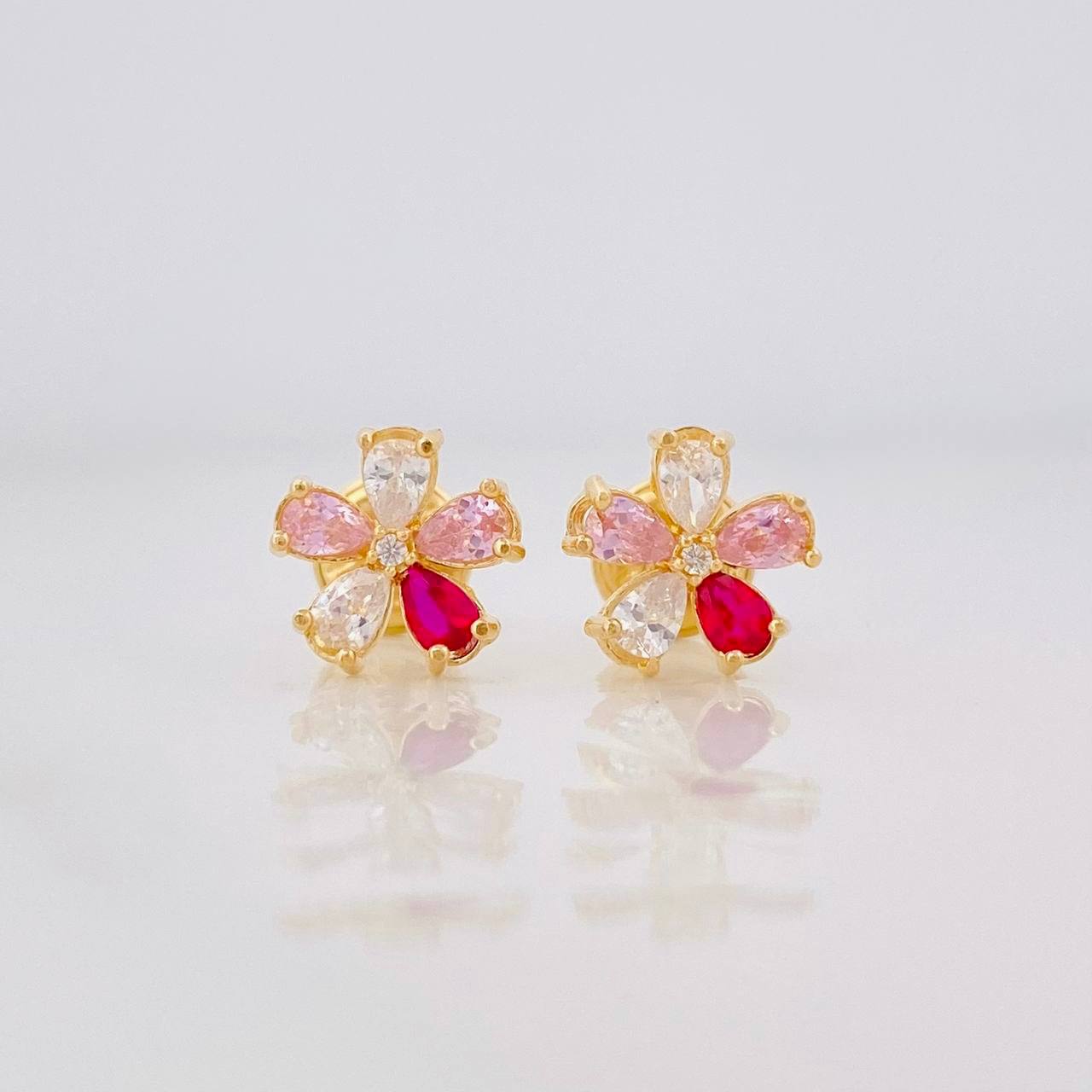 Topos Flor 1g / 7.9mm Oro Amarillo 18K