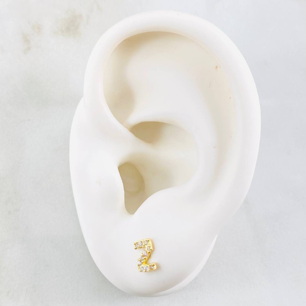 Topos Letra Z 0.75gr / 4.3mm Oro Amarillo 18K *