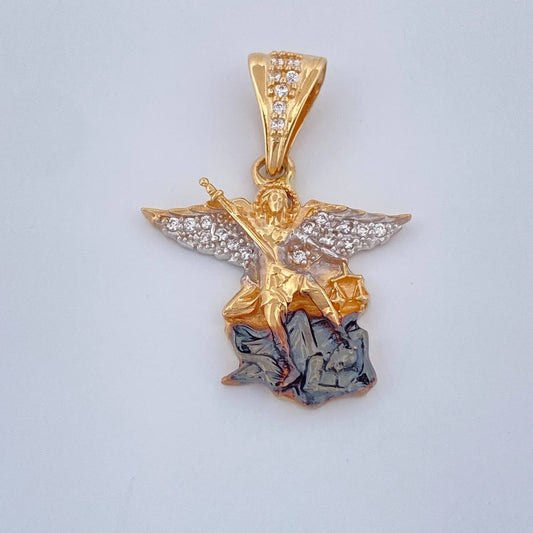 Dije San Miguel 2.95gr / 2.7cm / Tres Oros 18K $