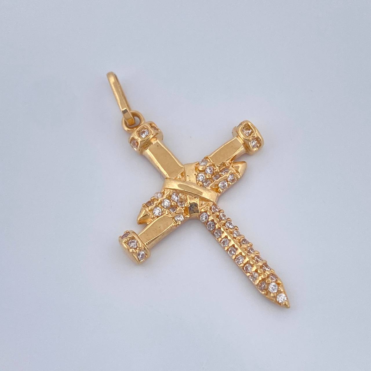 Dije Cruz Clavo 2.3gr / 3.4cm / Oro Amarillo 18K $