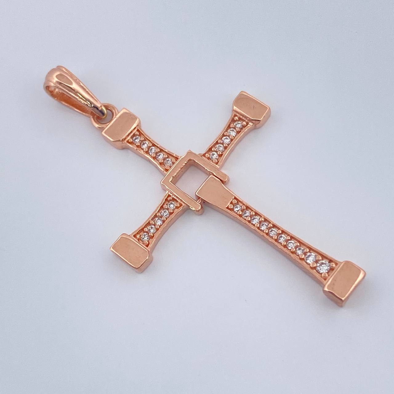Dije Cruz Movil 2.9gr / 4.4cm / Oro Rosa 18K $