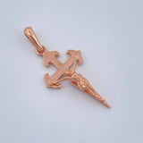 Dije Cruz Cristo 1.6gr / 3.1cm / Oro Rosa 18K $