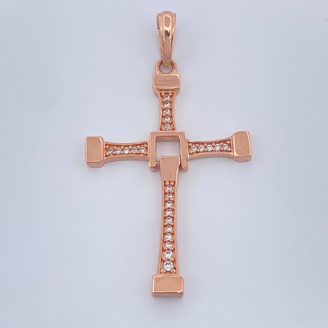 Dije Cruz Movil 2.9gr / 4.4cm / Oro Rosa 18K $