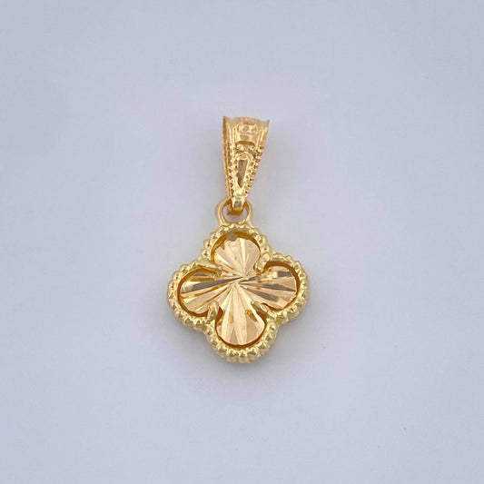 Dije Trebol Dorado 1.3gr / 1.8cm / Oro Amarillo Nac.Esp. 18K $