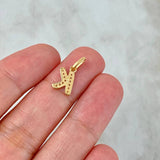 Dije Letra K Silueta 0.6gr / 1.6cm / Circones Blancos Oro Amarillo 18K *
