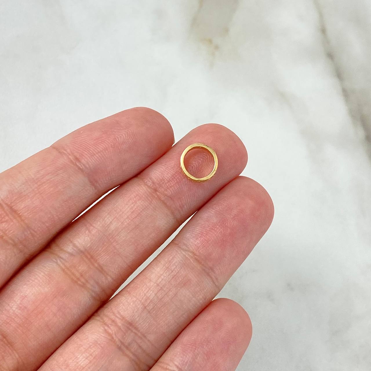 Herraje Tribal 0.4gr / 0.8cm / Circulo Oro Amarillo