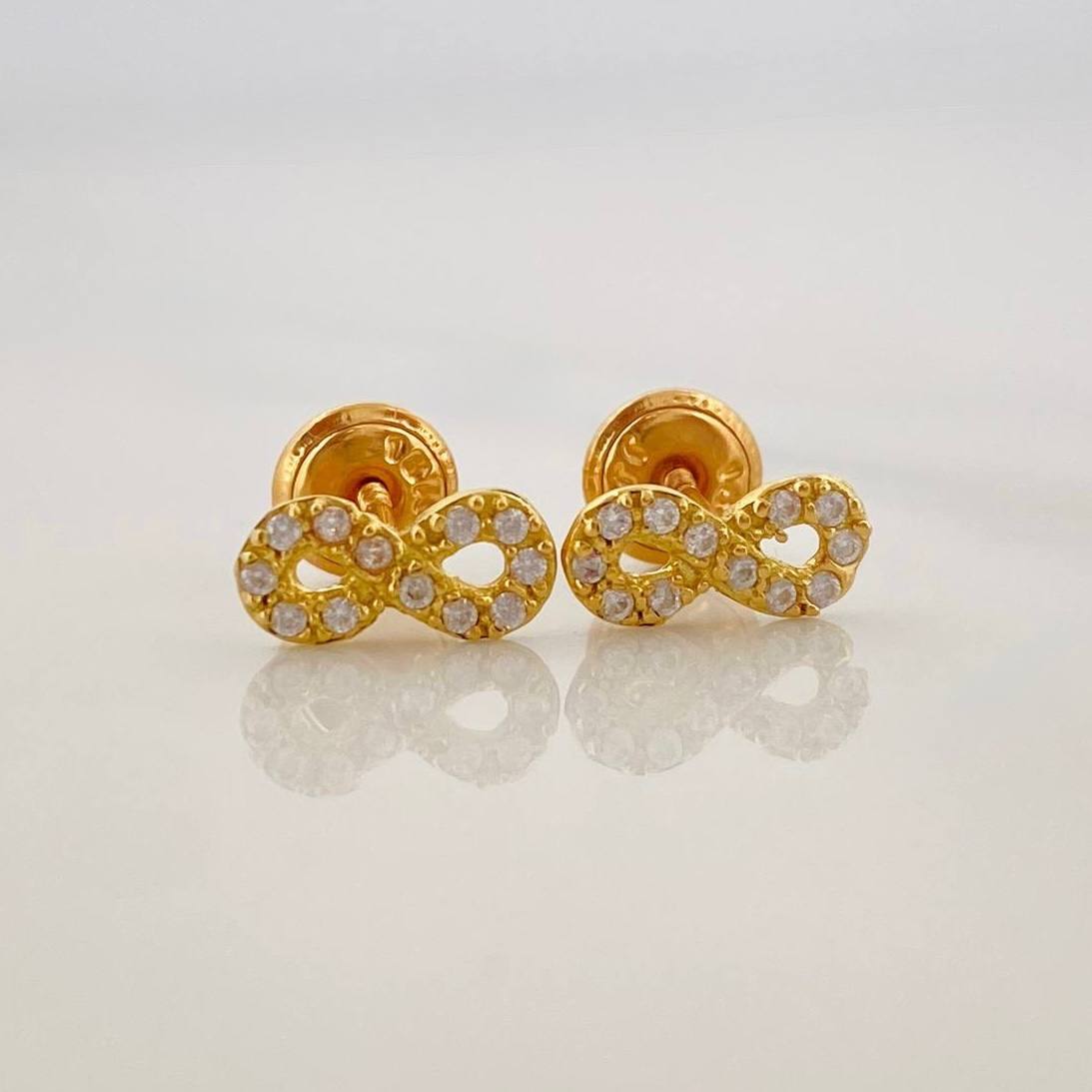 Topos Infinito 0.9g / 8.9mm Oro Amarillo 18K