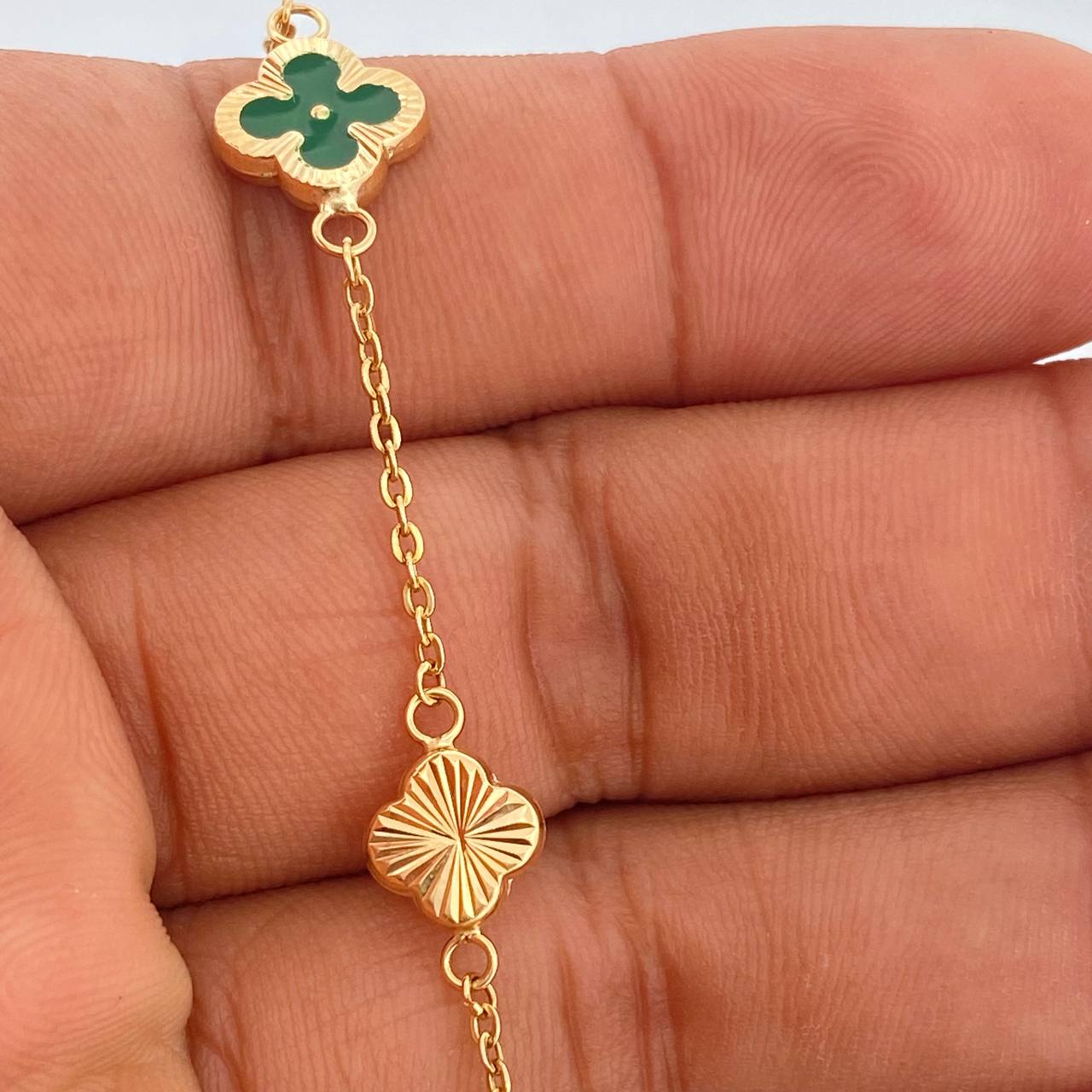 Pulso Trebol Aro Seguido 3.45gr / 19cm / 1mm Oro Amarillo 18K %