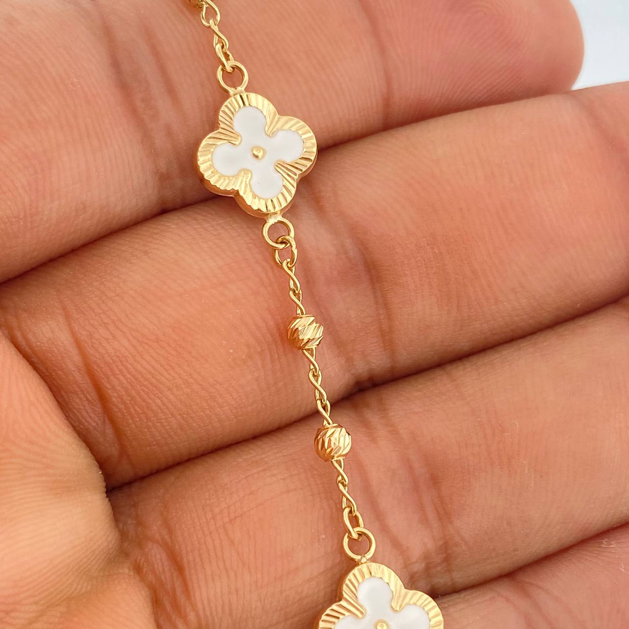 Pulso Trebol Militar 4.05gr / 19cm / 3mm Oro Amarillo 18K %