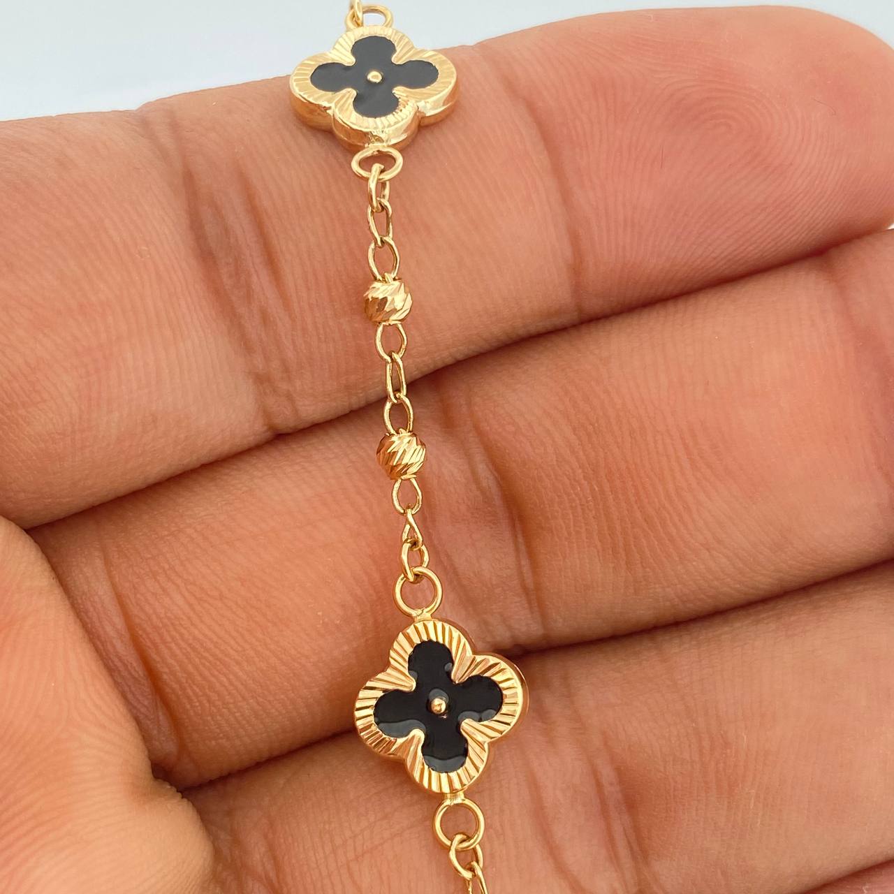 Pulso Trebol Militar 4.1gr / 19cm / 3mm Oro Amarillo 18K %