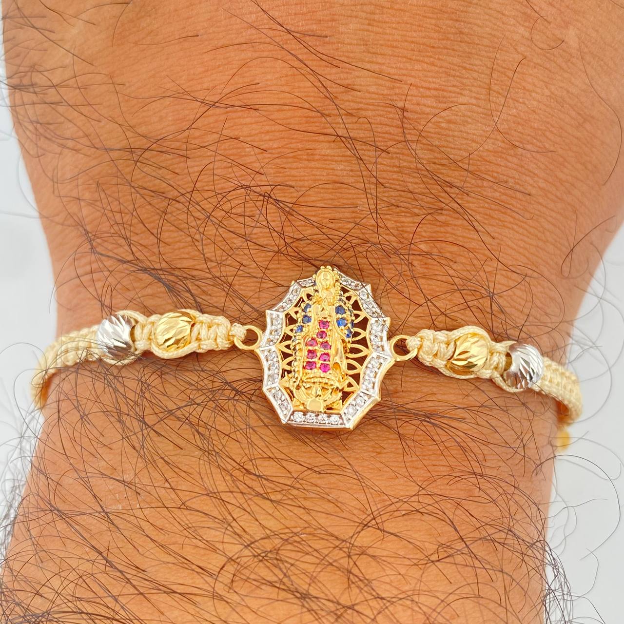Pulsera Tejida Beige Vigen de Guadalupe 3gr / Dos Oros Amarillo Blanco 18K %
