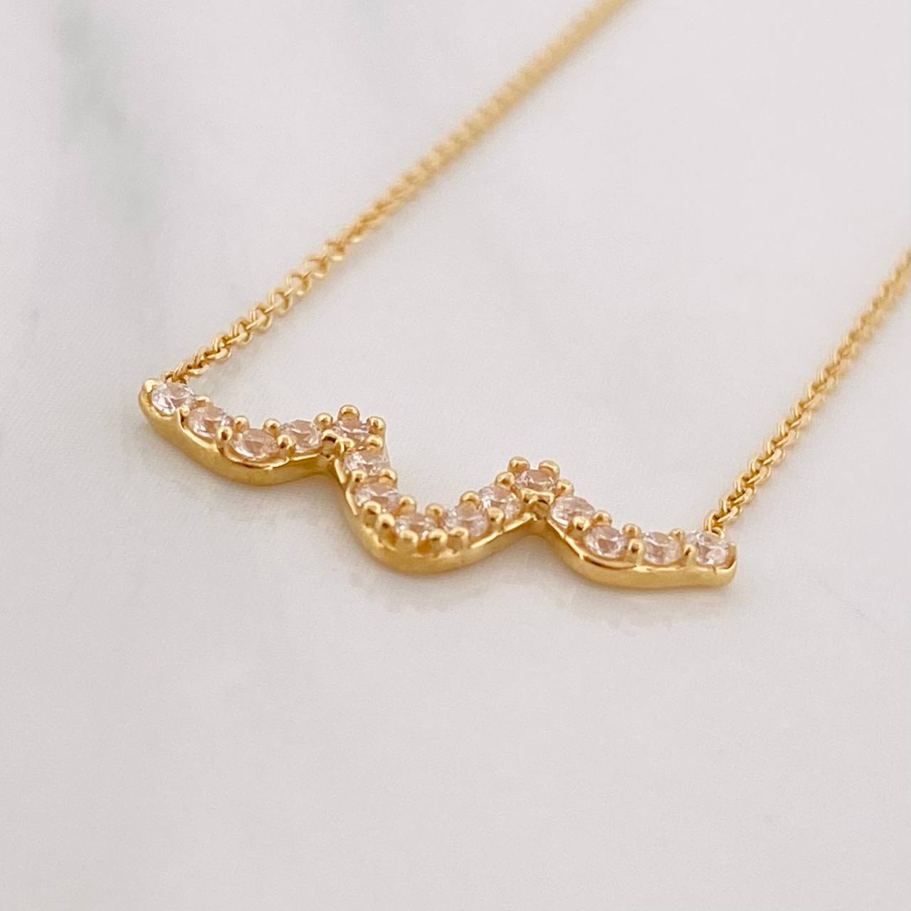 Cadena Aro Seguido Zigzag 1.8g / 45cm / 0.7mm Oro Amarillo 18K