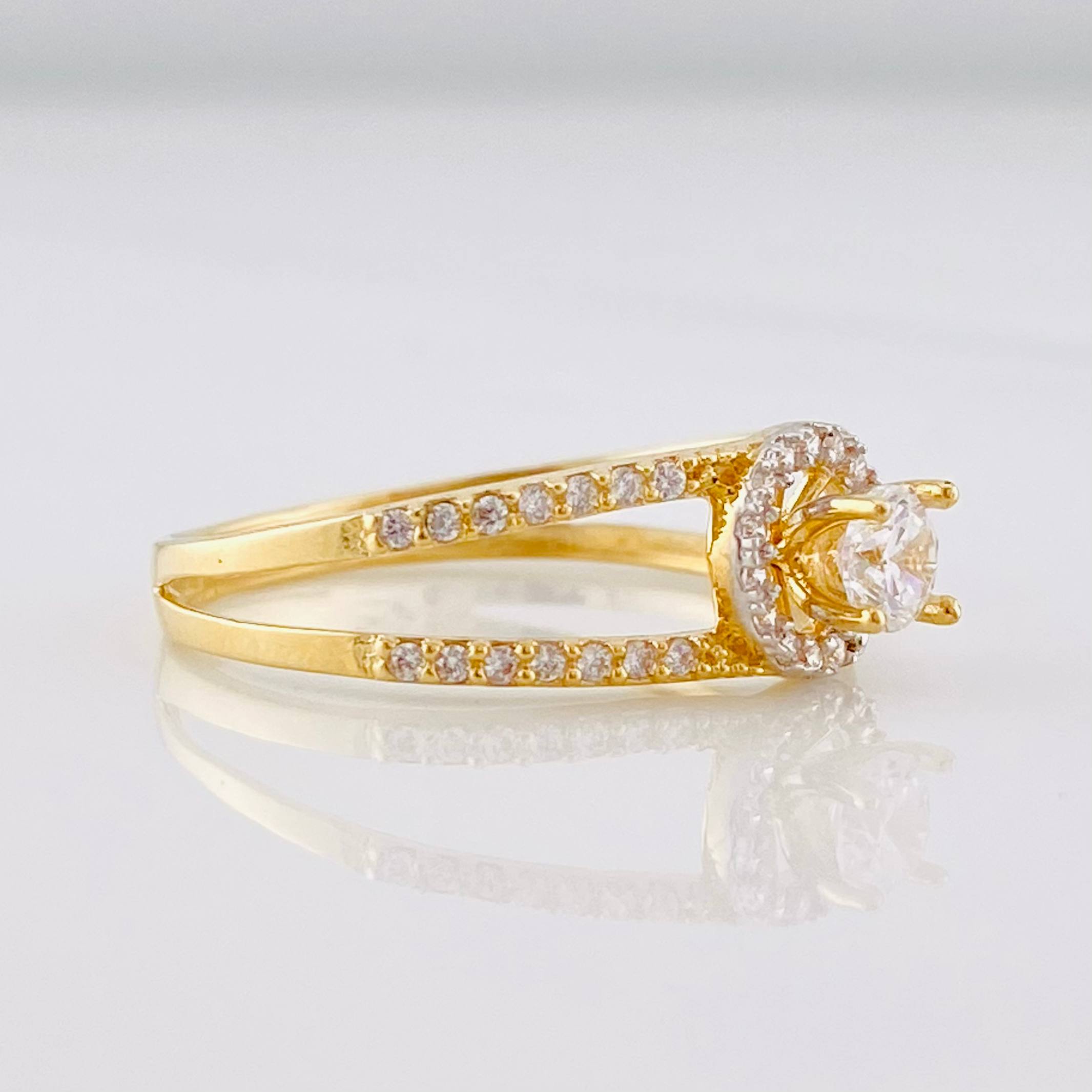 Anillo Solitario Circular 2.15g / T7 1/4 Oro Amarillo 18K